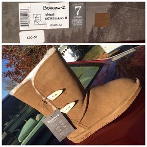 BRAND NEW - bear paw boots Size 7